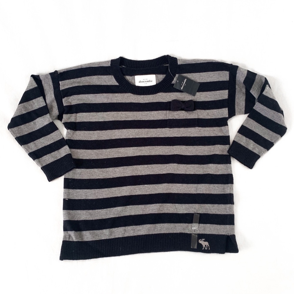 Abercrombie gray/navy striped bow pocket sweater